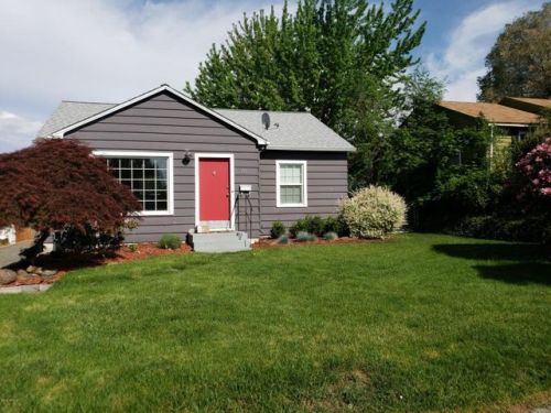 217 31st Ave, Yakima, WA 98902-2333