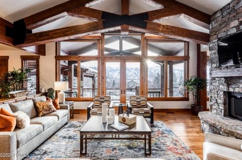 6050 Mtn Rnch Dr, Park City UT 84098-6177 exterior