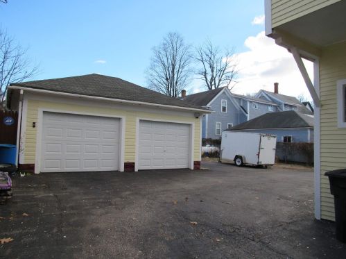 30 Walnut St, Unity, NH 03773-1348