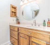 57 Monet Ct, Atlanta GA  30327-1044 exterior