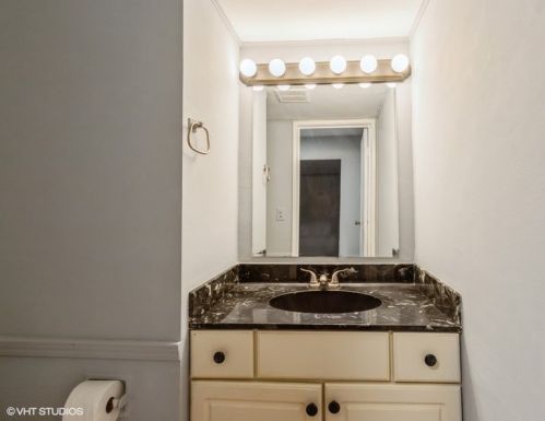 246 Monroe Rd, Lemont IL  60440-2067 exterior