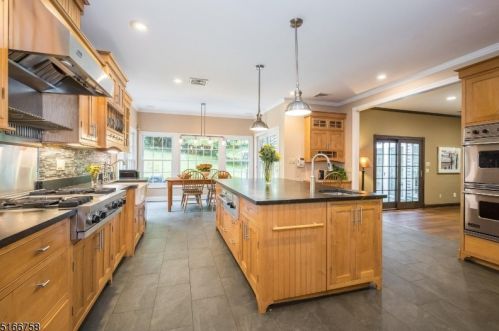 51 Woodland Rd, Dover NJ  07869-4135 exterior