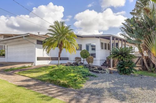 1441 Ainapua St, Honolulu HI  96819-1624 exterior