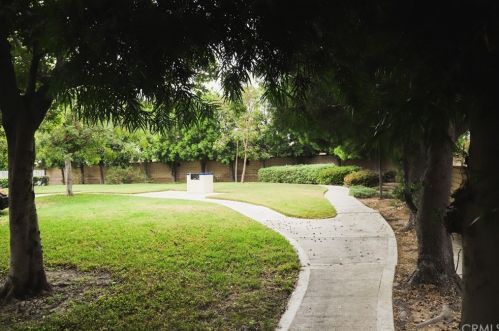 237 Coffman St, Anaheim CA  92805-7100 exterior