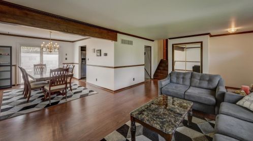 9525 Southwood Dr, Hammond IN 46321-3021 exterior