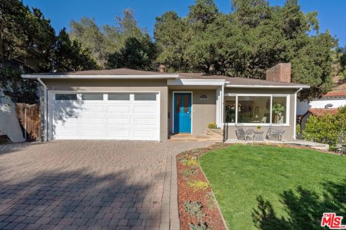 2575 Gardner Pl, Glendale CA  91206-3018 exterior