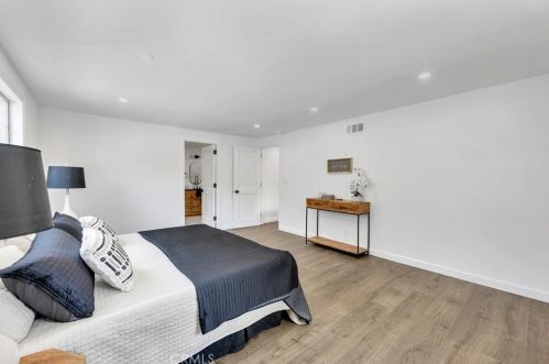 3586 Lathrop Ave, Simi Valley CA  93063-1119 exterior