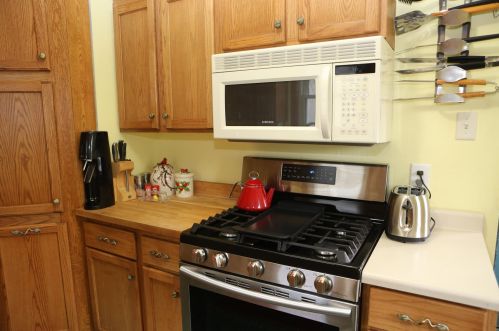 1679 Charles Ave, Saint Paul MN  55104-2227 exterior