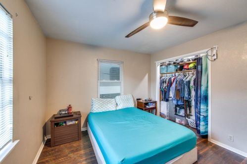 420 Farrer St, Angleton TX 77515-5027 exterior