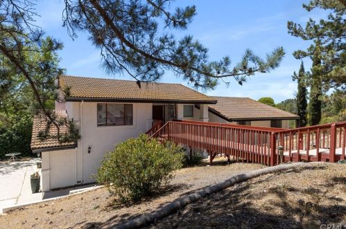 1048 Vista Grande St, Lake Nacimiento, CA 93446-1803