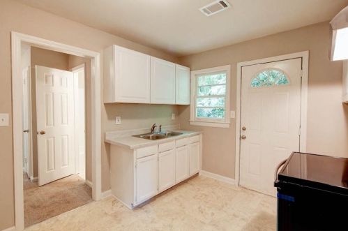 55 Baker Dr, Atlanta GA  30354-2017 exterior