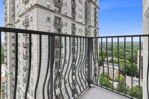 195 14th St, Atlanta GA  30318-7827 exterior