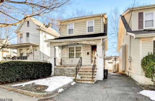 39 Summit St, Ridgefield Park, NJ 07660-1429