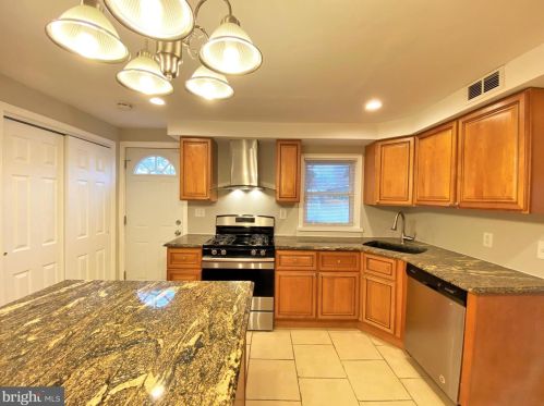 1744 Gross Ave, Camden NJ 08110-2702 exterior