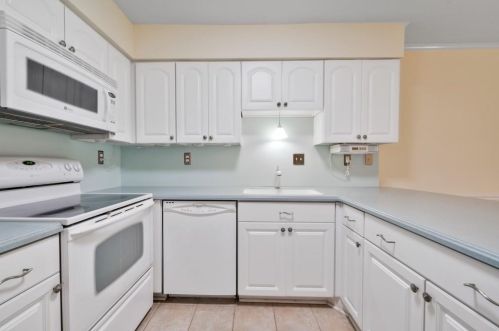 1673 Executive Park Ln, Atlanta GA  30329-3132 exterior