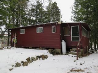 2 Lookout Point Rd, Washington, NH 03280-3125
