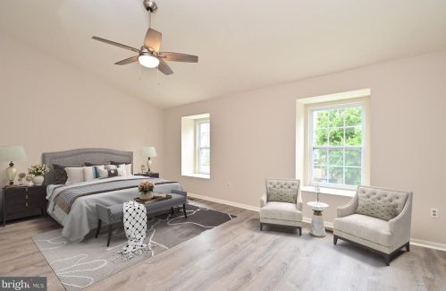 7803 Wintercress Ln, Springfield VA  22152-3842 exterior