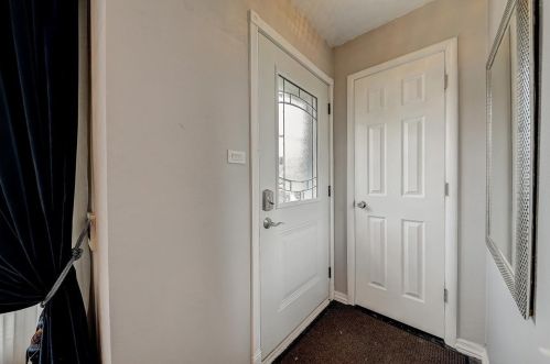 5609 Nagle Ave, Chicago, IL 60638-3410