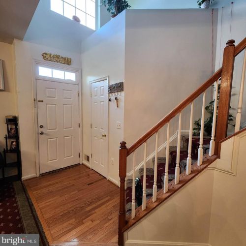 4500 Shotwell Ct, Woodbridge, VA 22193-5770