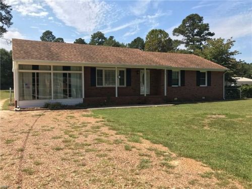 26200 Shady Brook Trl, Courtland, VA 23837-2027