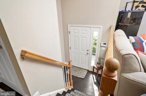 80 Clearview Ave, Trenton NJ  08619-1216 exterior