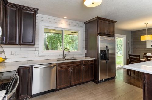 14392 Genesee Ave, Saint Paul MN  55124-8456 exterior