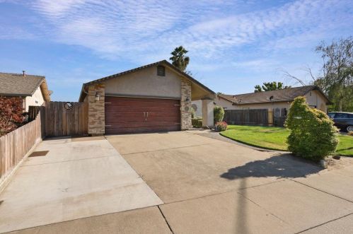 1944 Colombard Cir, Lodi, CA 95240-6171