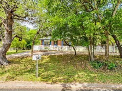 402 Turley Dr, Manchaca, TX 78652-6833