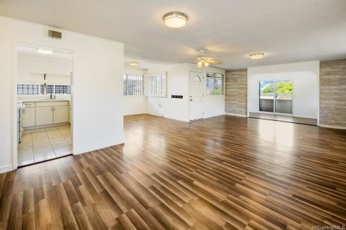 1014 15 Ave, Honolulu HI  96816-3722 exterior