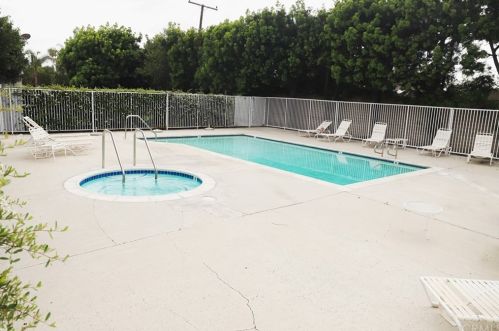 237 Coffman St, Anaheim CA  92805-7100 exterior