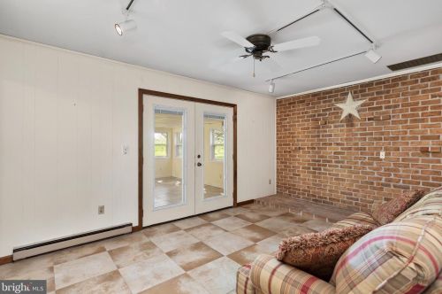 104 Stonehouse Rd, Carlisle PA  17015-7413 exterior