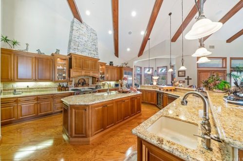 1559 Heather Ln, Riverside CA exterior