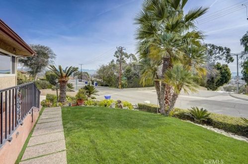 8520 Red Hill Country Club Dr, Rancho Cucamonga, CA 91730-1928