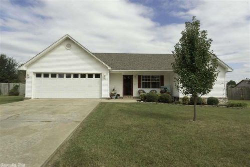 907 April Ln, Beebe, AR 72012-3448