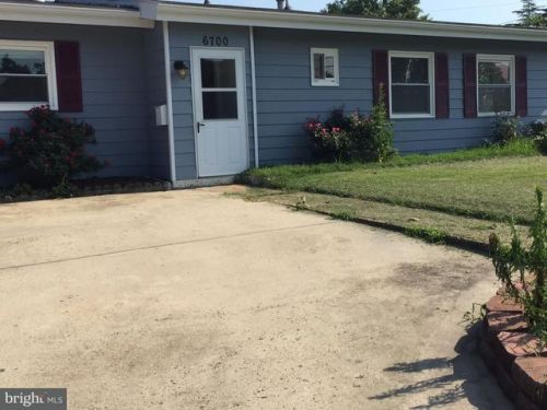 6700 Cimarron St, Springfield, VA 22150-1644