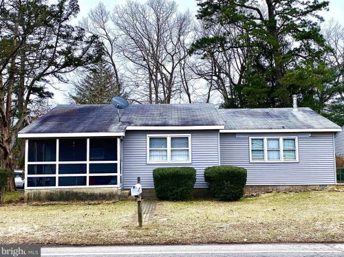 1701 Lakeside Dr, Lacey, NJ 08731-3303