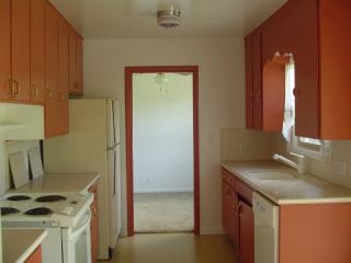 946 Nancy Ave, Springfield OR  97477-1958 exterior