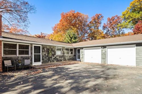 12 Birch Rd, Wapping, CT 06074-3133
