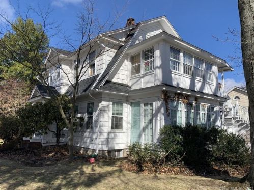 9 Hudson St, Norwalk, CT 06851-2705