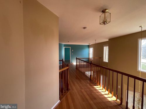12 Colebrook Ct, Princeton NJ  08540-7050 exterior