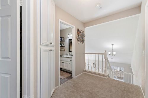 8517 Rosemary Dr, Riverside CA  92508-2921 exterior