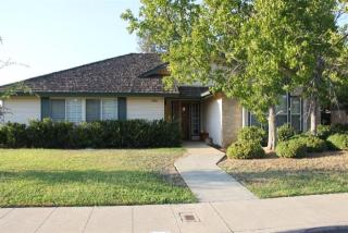 2461 Escalon Ave, Clovis, CA 93611-5443