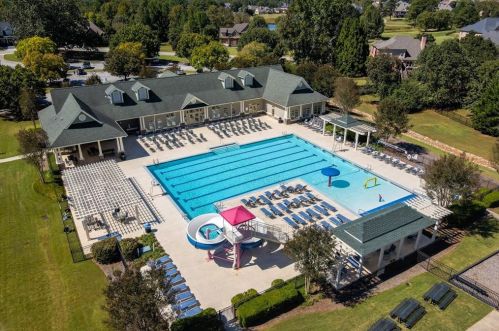 4182 Links Blvd, Jefferson GA  30549-8826 exterior