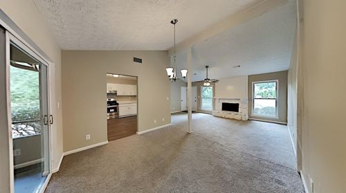 2339 Post Oak Tritt Rd, Marietta, GA 30062-1615