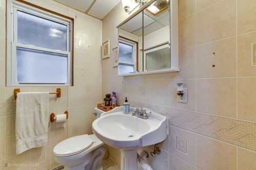 2835 Cuyler Ave, Forest View IL  60402-2715 exterior