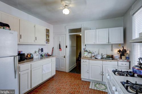 404 Ross St, Lancaster PA  17602-1944 exterior