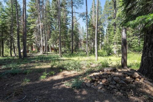 15139 Northwoods Blvd, Truckee CA  96161-7112 exterior