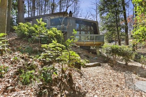 2235 Humility Ln, Atlanta GA  30319 exterior