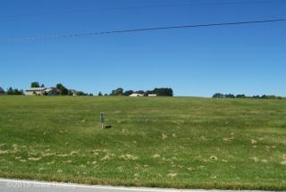 762 80th St, Adelphi, IA 50237-2124