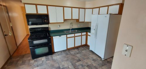 180 Steamboat Ln, Lemont IL  60490-1009 exterior